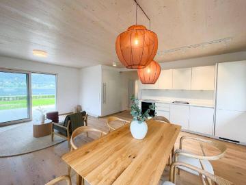 ERSTBEZUG SEEBUNGALOW mit grandiosem Ausblick auf den traumhaften Ossiachersee & eigenen Strandbereich