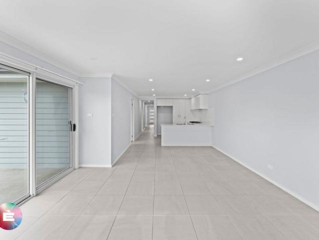 Seeking urgent tenant!