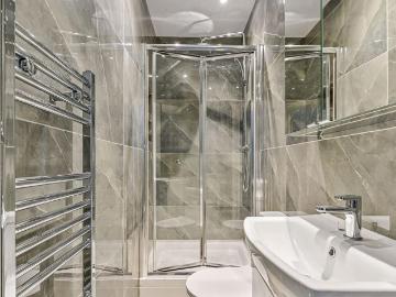 Seely Road, Tooting, London, SW17 3 bed flat to rent £5,200 pcm £1,200 pw