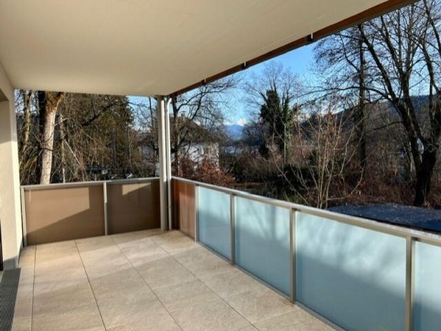 Seenahe 2 Zi. Wohnung mit 18m² Balkon und Lift