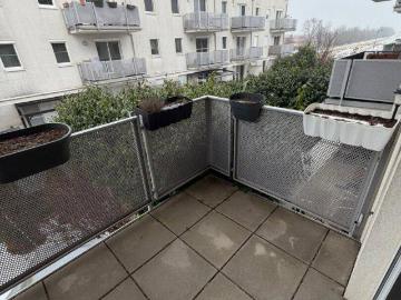 Seepark Vösendorf! Schöne 3 Zimmer Wohnung mit Balkon und PKW Abstellplatz
