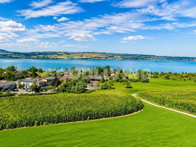 Seesicht, Weite und moderne Architektur in privilegierter Wohnlage