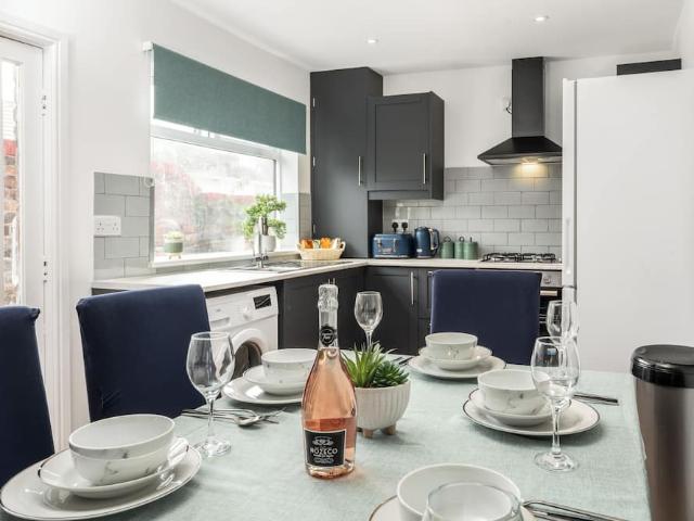 Sefton, L20 5EG, United Kingdom | 4 bed house for rent #152258989 | Rentberry