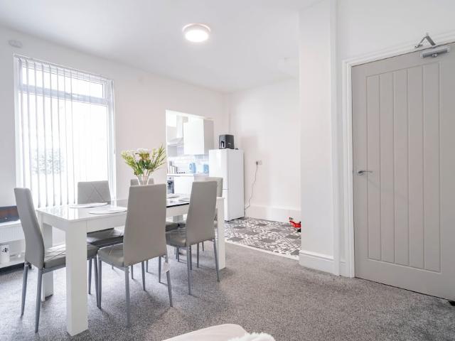 Sefton, L20 5EY, United Kingdom | 3 bed house for rent #168758375 | Rentberry