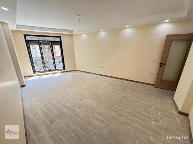SEFAKÖY MERKEZDE SIFIR LÜKS 2+1 SATILIK DAİRE