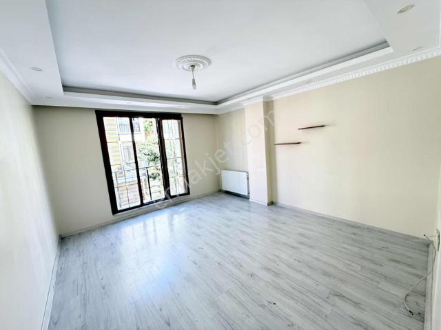 Sefaköy İnönü Mahallesi Kiralık 2 + 1 Yeni Bina