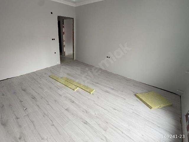 SEFAKÖY İNÖNÜ MAHALLESİNDE 2+1 KÖŞE BAŞI SIFIR DAİRE
