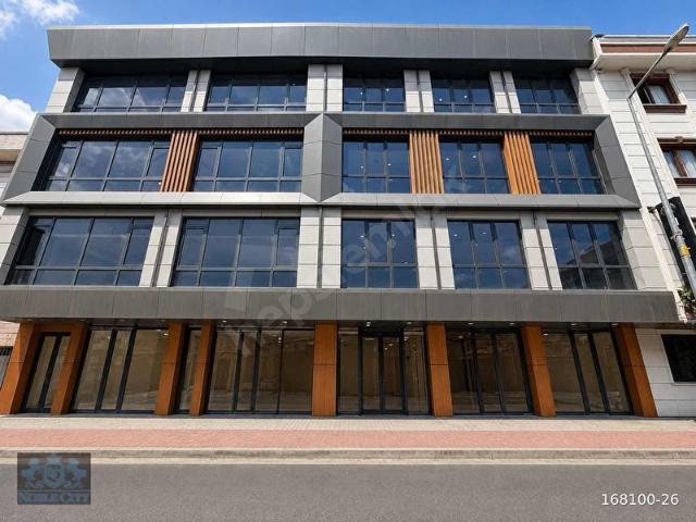 SEFAKÖY'DE, E5 ÜZERİNDE, DENİZ MANZARALI, 30 ODALI BOŞ OTEL