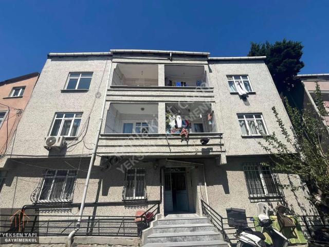 Sefaköy'de Fırsat 26m² Hisseli 2+1 Balkonlu Yüksek Giriş