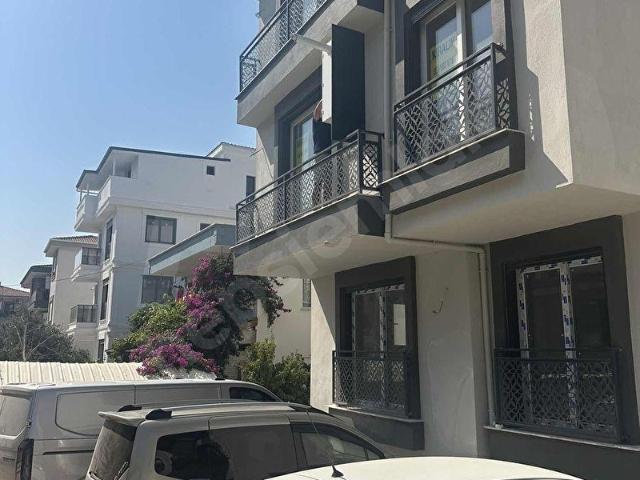 SEFERİHİSAR CAMİKEBİRDE AYRIK NİZAM 2+1 SIFIR KİRALIK DAİRE