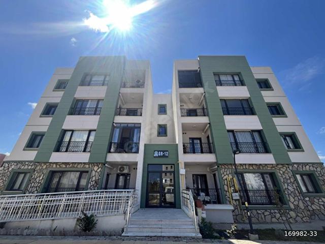 SEFERİHİSAR TOKİ'DE ÖNÜ AÇIK SATILIK 3+1 BORÇSUZ TEMİZ DAİRE