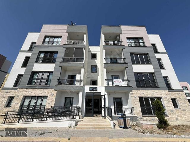 Seferihisar TOKİ'de Doğa Manzaralı Ara Kat 2+1 Sıfır Ferah Daire