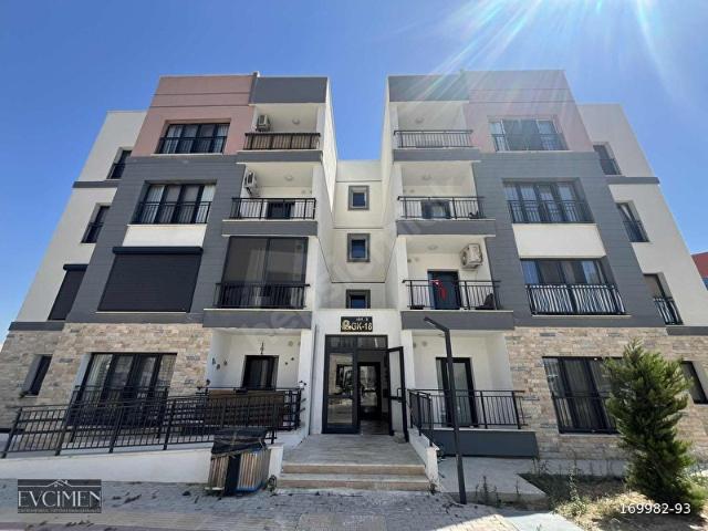 Seferihisar TOKİ'de Full Yeni Eşyalı 3+1 Ara Kat Daire
