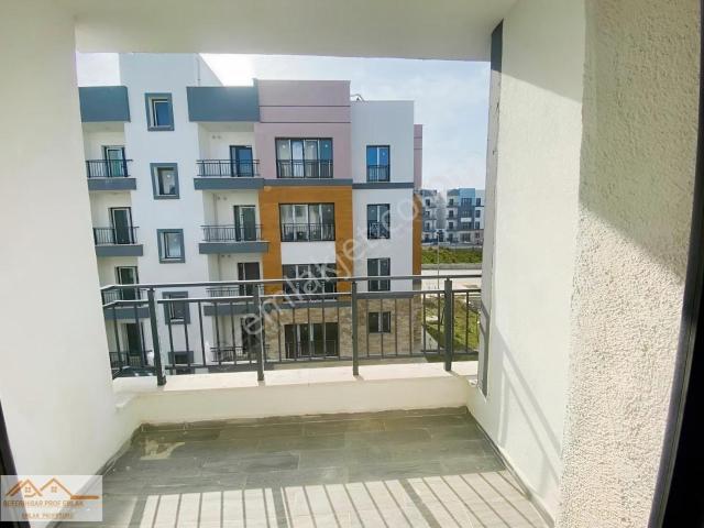 Seferihisar Toki De 3+1 Kiralık Daire