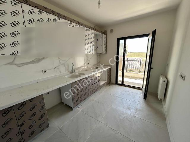 Seferihisar Toki Konutlarında 2+1 Kullanışlı Kiralık Daire