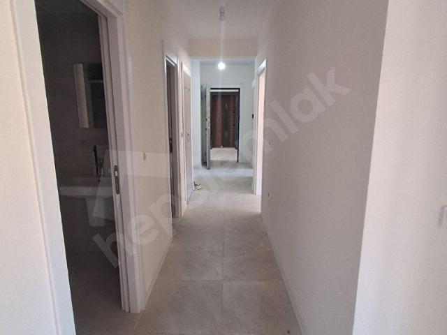 Seferihisar TOKİ Konutları'nda Kiralık Ferah 2+1 Daire