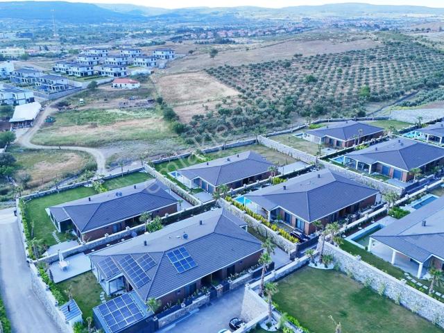 Seferihisar Ulamışta Sakin Yaşam İçin Tek Katlı 3+1 Villa