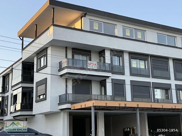 Seferihisar Ürkmezde Sıfır 4+1 Dubleks Asansörlü Otoparklı Denize 400 m