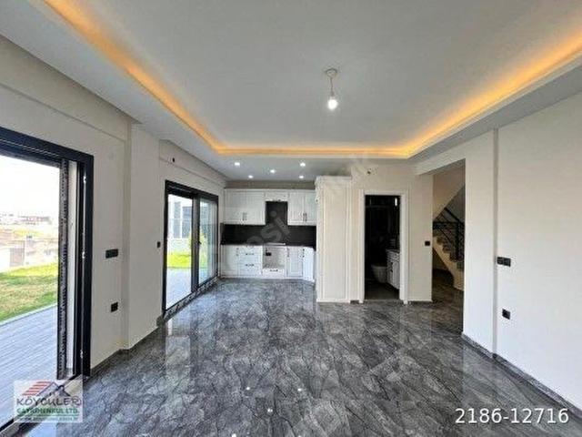 Seferihisar Akarca Deniz Manzaralı 5+2 Satılık Sıfır Lüks Villa