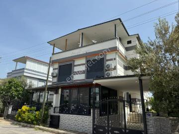 Seferihisar Doğanbey De Satılık 3+1 Yazlık Eşyalı Villa
