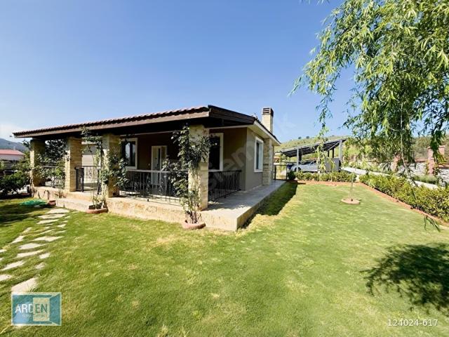 Seferihisar Kavakdere'de, Bahçeli,Tek Katlı Müstakil Villa