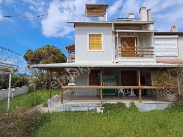 Seferihisar'da Kiralık Denize Yakın Eşyalı 3+1 Villa