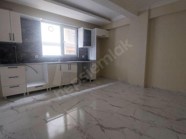 SEGUP'TAN GENİS 2+1 KİRALIK DAİRE 17