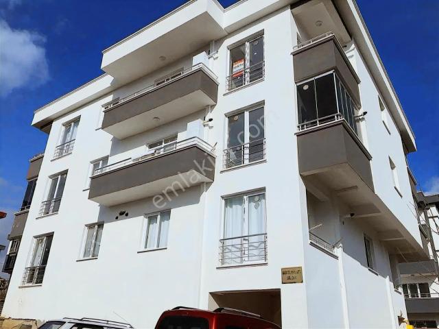 Segup'tan Toplu Konut Bulvarın'da Satılık Eşyalı 1+1 3