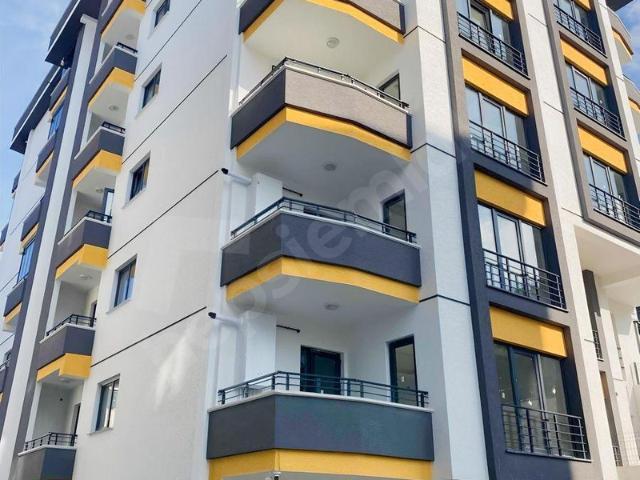 SEGUP'TAN TRAMVAYA YAKIN AYRI MUTFAK SATILIK 2+1 DAİRE 3