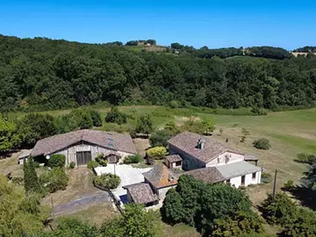 Ségalas 47410 Achat / Vente maison 12 pièces t12 jardin terrasse