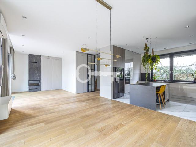 Segment na Wilanowie luksusowy dom 240 m² z garażem
