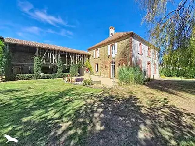 Ségos 32400 Achat / Vente maison 8 pièces t8 parking