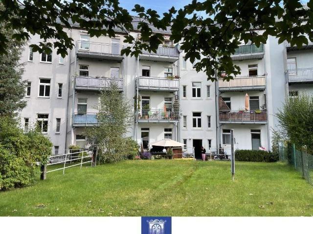 Sehenswerte Dachgeschosswohnung mit Balkon!