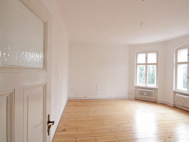 Kleines Wohnglück mit Stil, Balkon und Aufzug Erstbezug nach Totalmodernisierung, Barfusstraße!