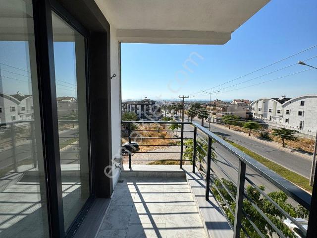 Sehir Merkezinde Asansörlü,iskanlı Satılık 1+1 Daire