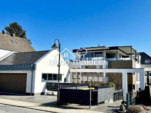 Sehr moderne, helle Wohnung mit Balkon und Einbauküche in Troisdorf, Müllekoven