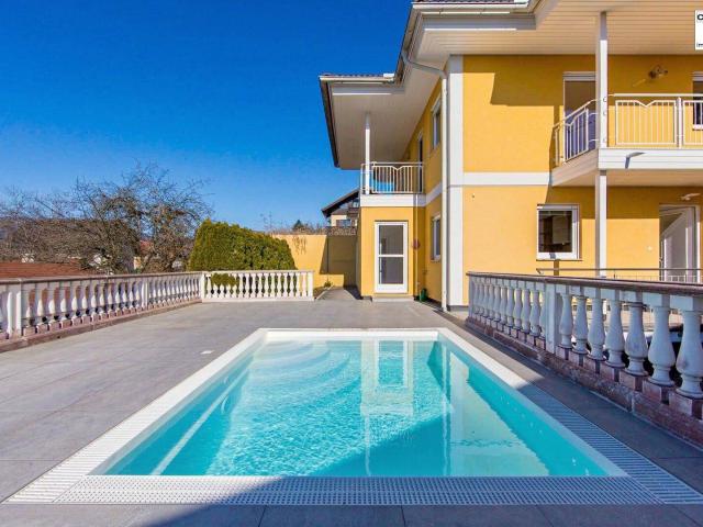 Sehr attraktives Angebot in Mondsee! Haus mit Pool und Seeblick!