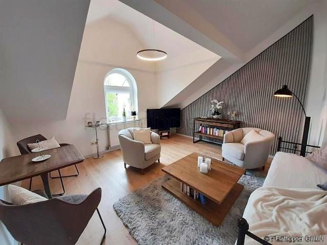 Sehr einladende, neu möblierte 2 Zimmer Wohnung in Bad Aibling