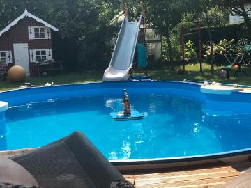 Sehr gemütliches Holzhaus, 330 qm, Pool, Solar, Sauna, Top Lage