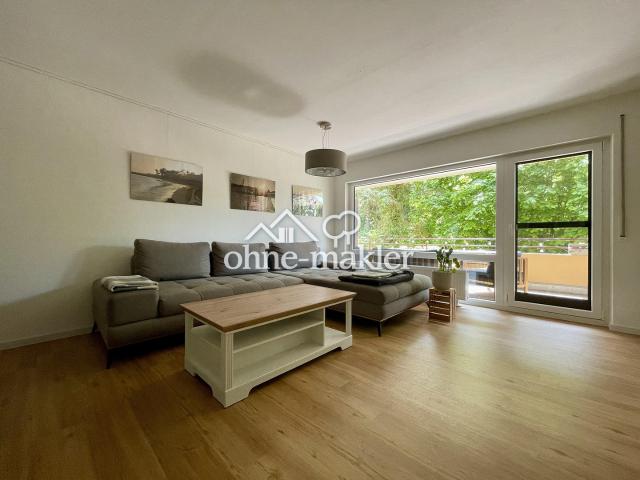 Sehr gepflegte 4 Zimmer Wohnung mit großem Südbalkon in ruhiger, grüner Lage