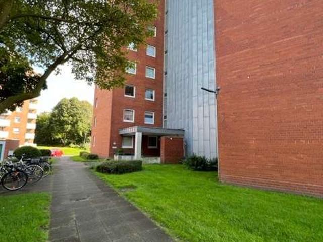 Sehr gepflegte 2 Zi. ETW mit neuem Badezimmer in Neumünster