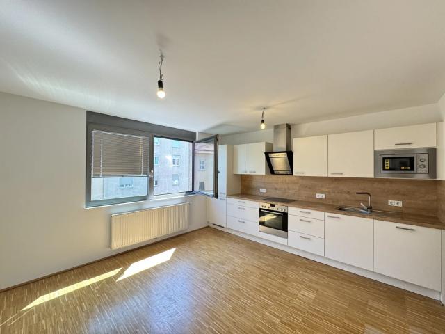 Sehr gepflegte 2 Zimmer Wohnung in zentraler Lage | ZELLMANN IMMOBILIEN