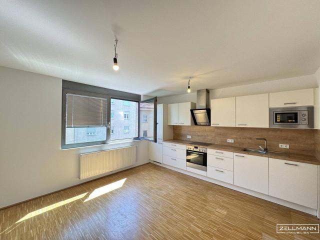 Sehr gepflegte 2 Zimmer Wohnung in zentraler Lage | ZELLMANN IMMOBILIEN