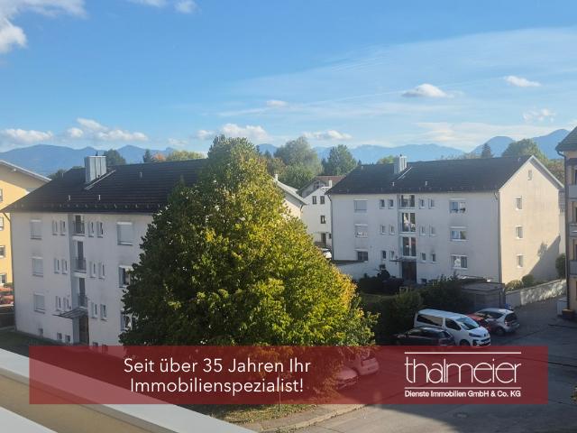 Sehr gepflegte 3 Zi. ETW mit tollem Weitblick! Kein Renovierungsstau! Sofort einzugsbereit, da frei!