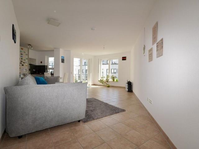 Sehr gepflegte 3 Zimmer Wohnung mit Sonnenbalkon in Wiesbaden Kohlheck