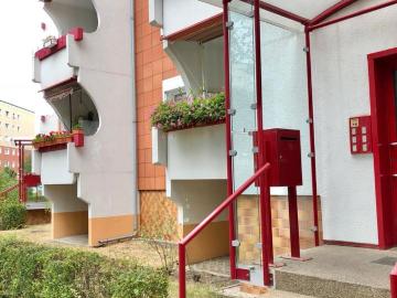 Sehr gepflegte familienfreundliche 4 Zimmer Wohnung mit Balkon