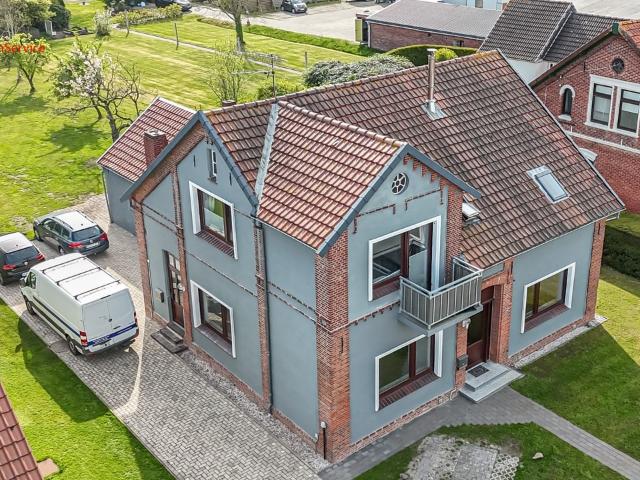 Sehr gepflegtes Zweifamilienhaus!