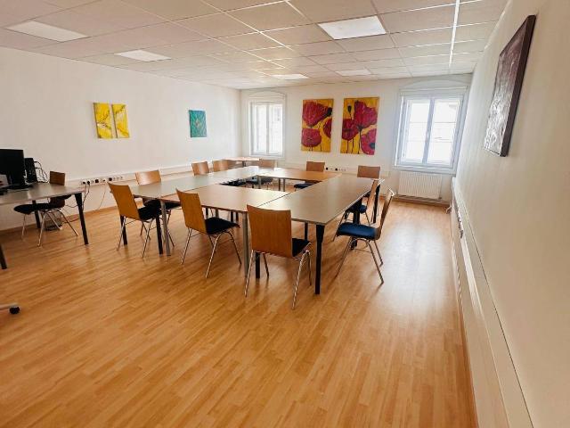 Sehr große Altbauwohnung 165 m² in Hall in Tirol