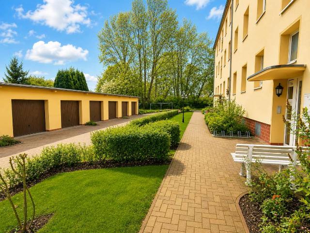 Sehr schön renovierte 3 Raum Wohnung in Reinberg