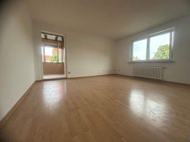 Sehr schöne 4 Zimmer Wohnung mit Wintergarten in Rosdorf
